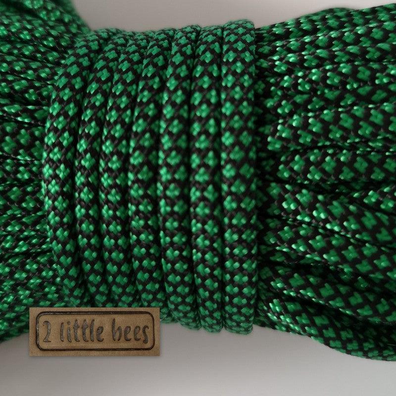 4mm green/black paracord. 7 Strand - 2 little bees