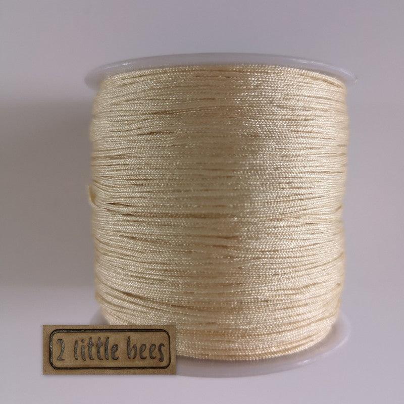 0.8mm Nylon Cord. Egg nog - 2 little bees