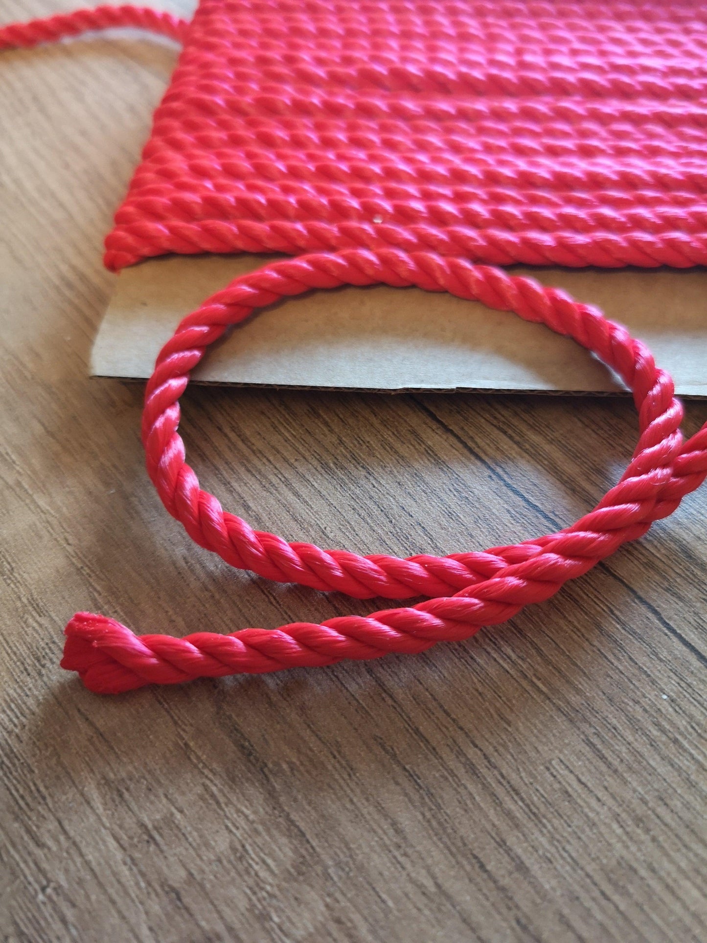 6mm Twisted Rope. Red