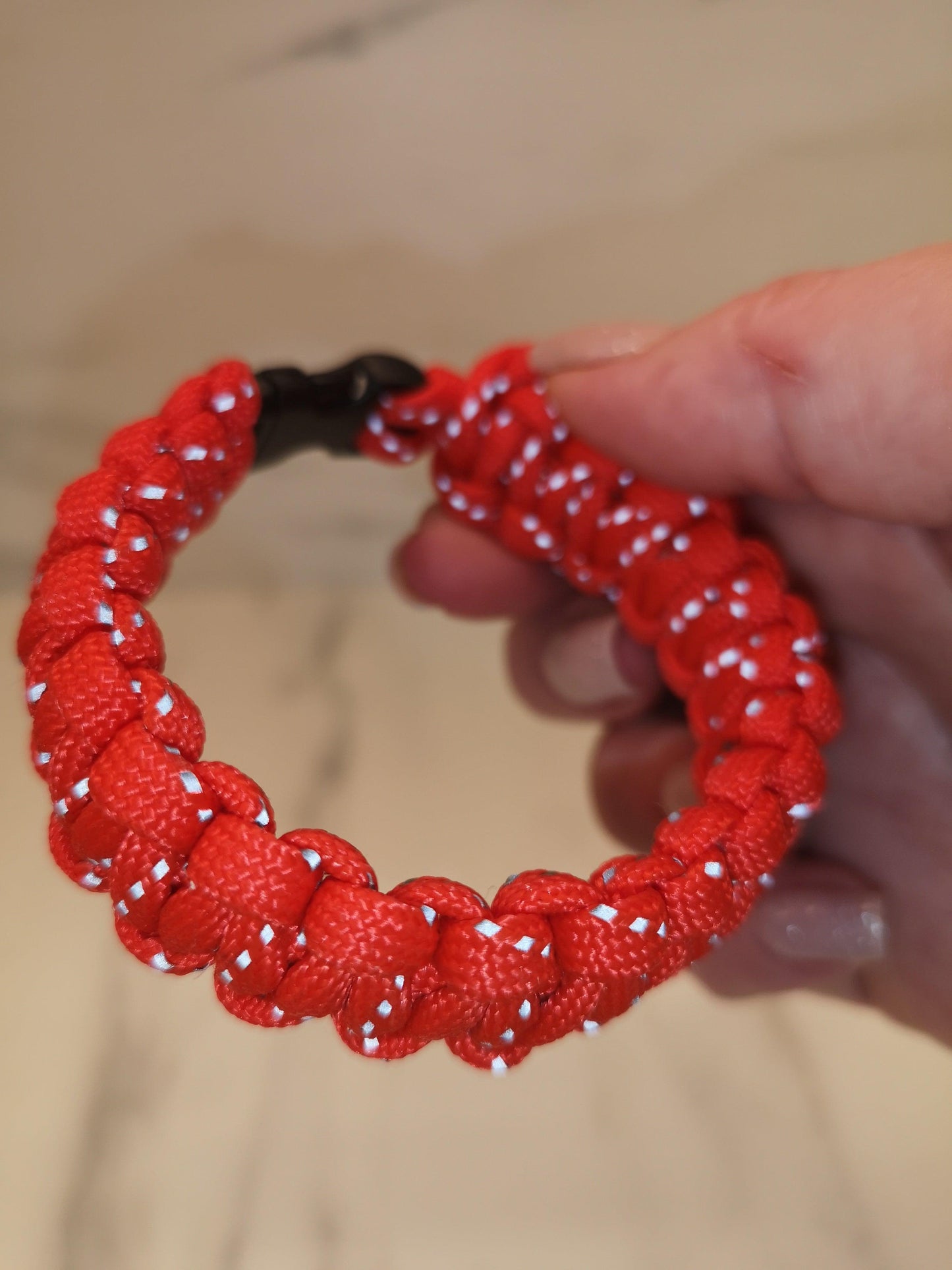 4mm red reflective paracord. 7 Strand