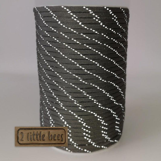 4mm black reflective paracord. 7 Strand