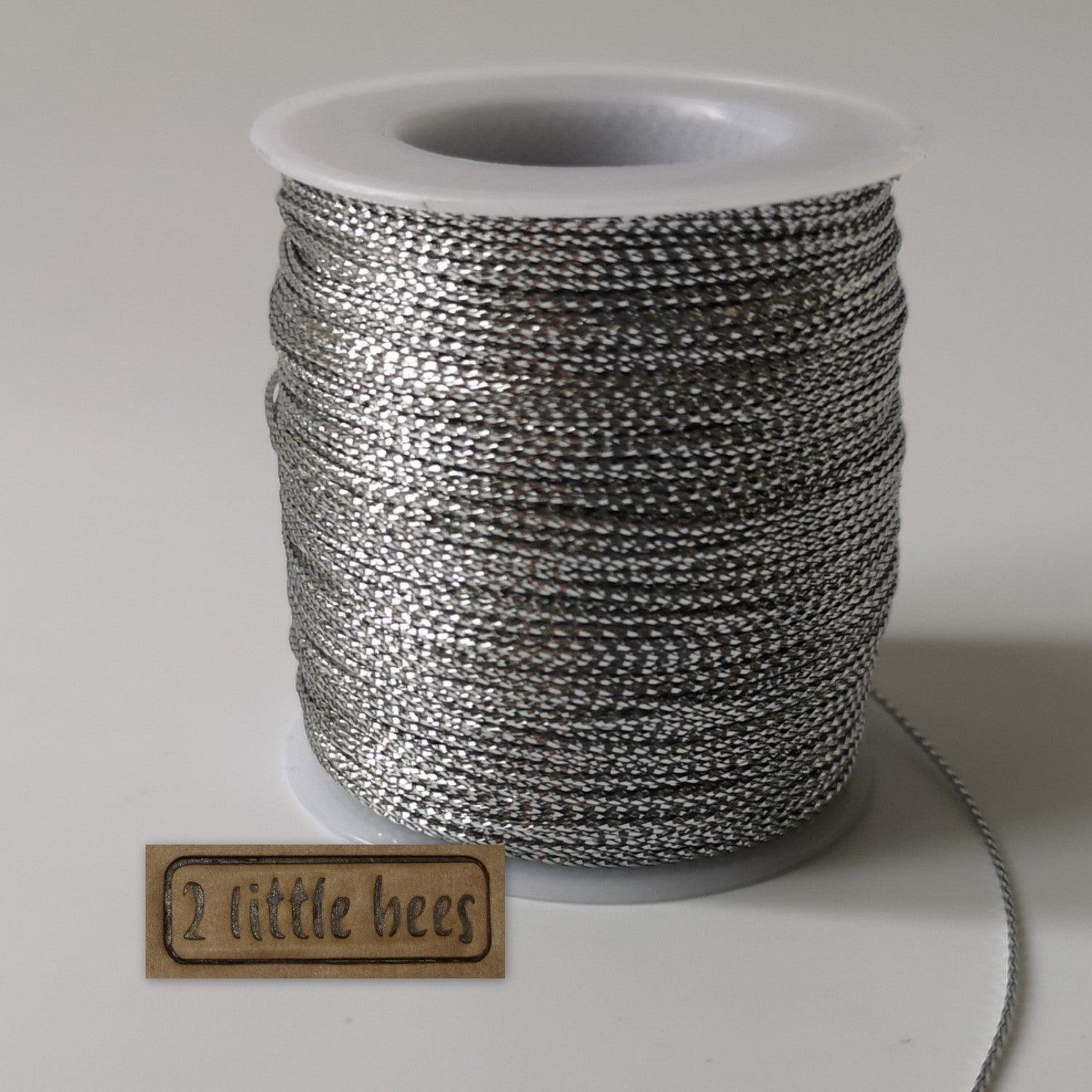 1mm metallic cord. - 2 little bees