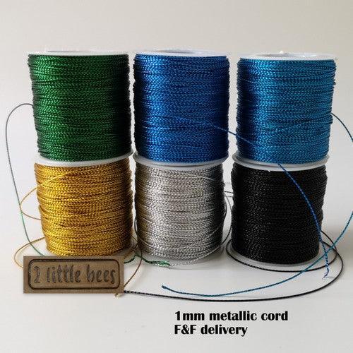 1mm metallic cord. - 2 little bees