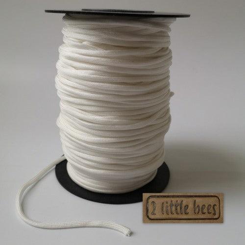 White strong paracord. Rope. 2 little bees