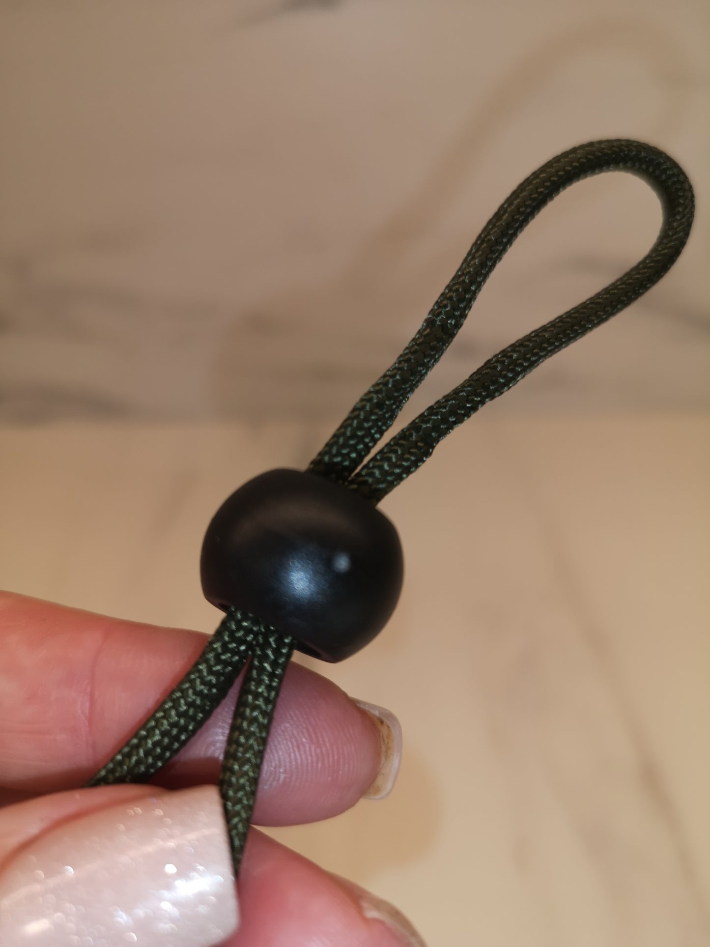 4mm army green paracord. 7 Strand