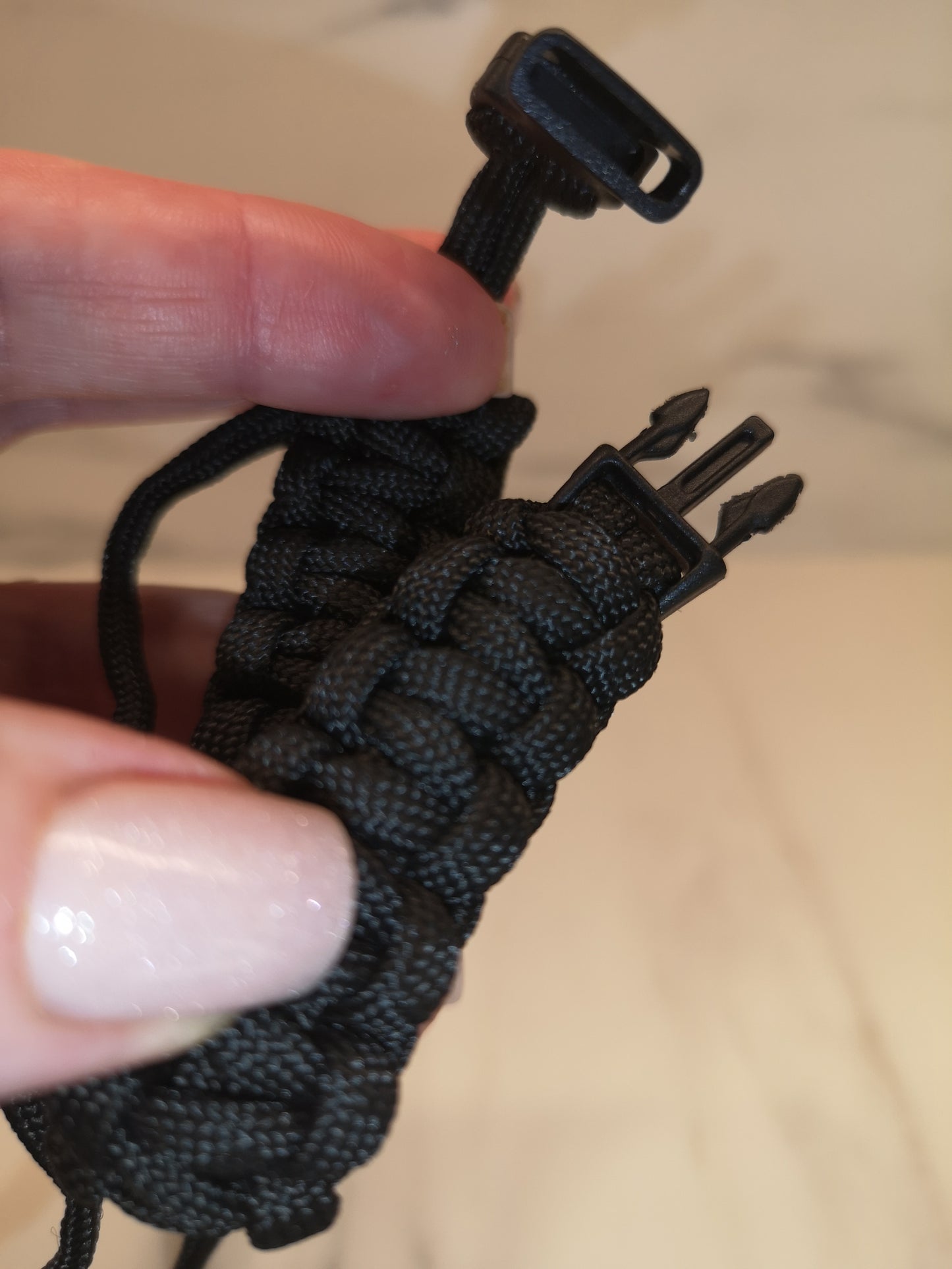 4mm Extra strong black paracord