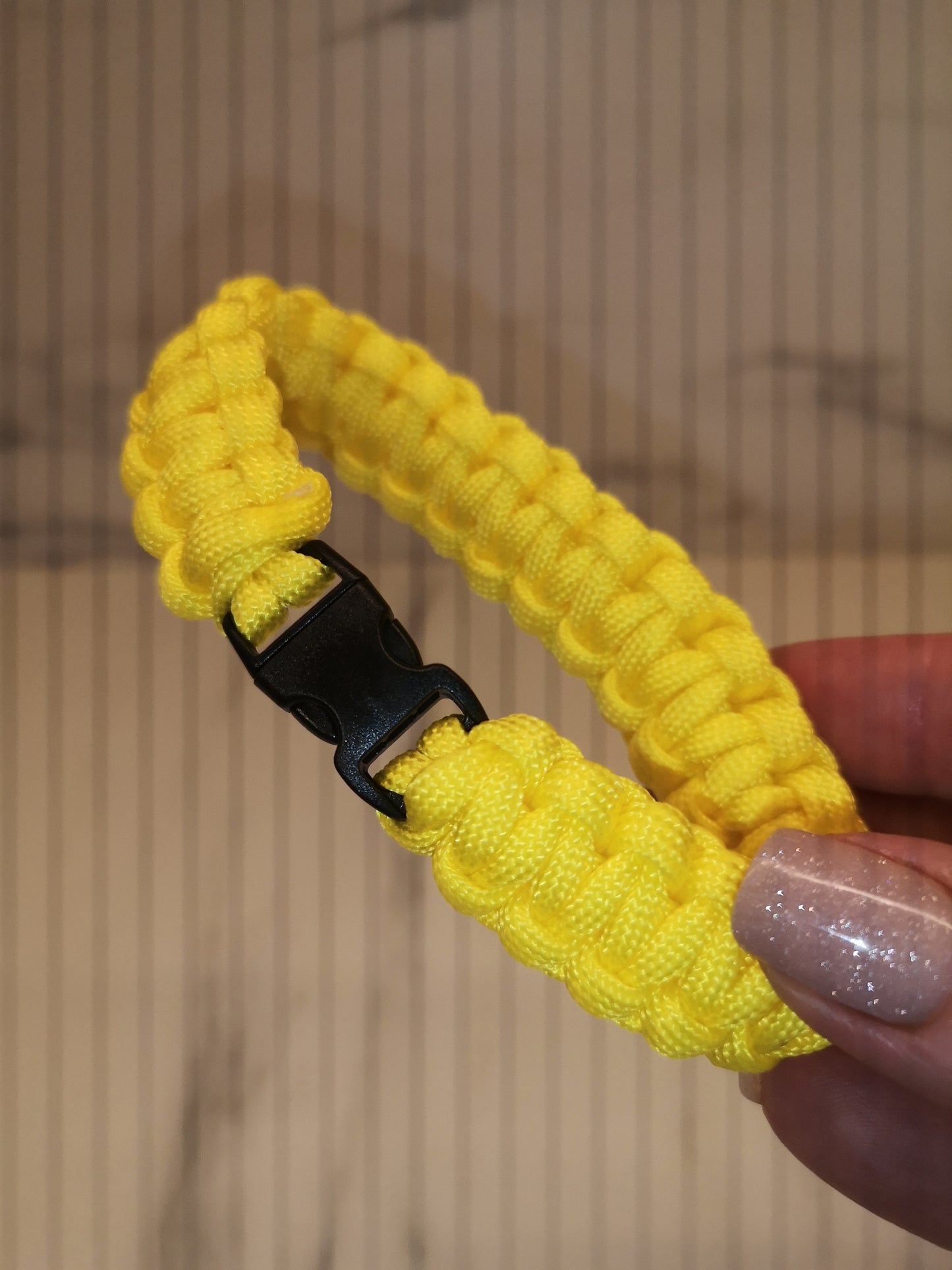 4mm yellow paracord. 7 Strand