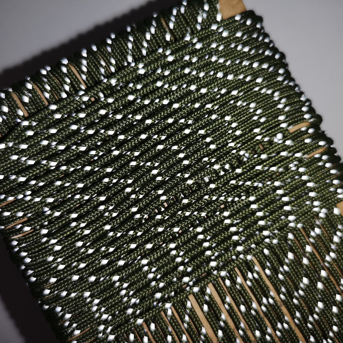 2mm army green  reflective paracord