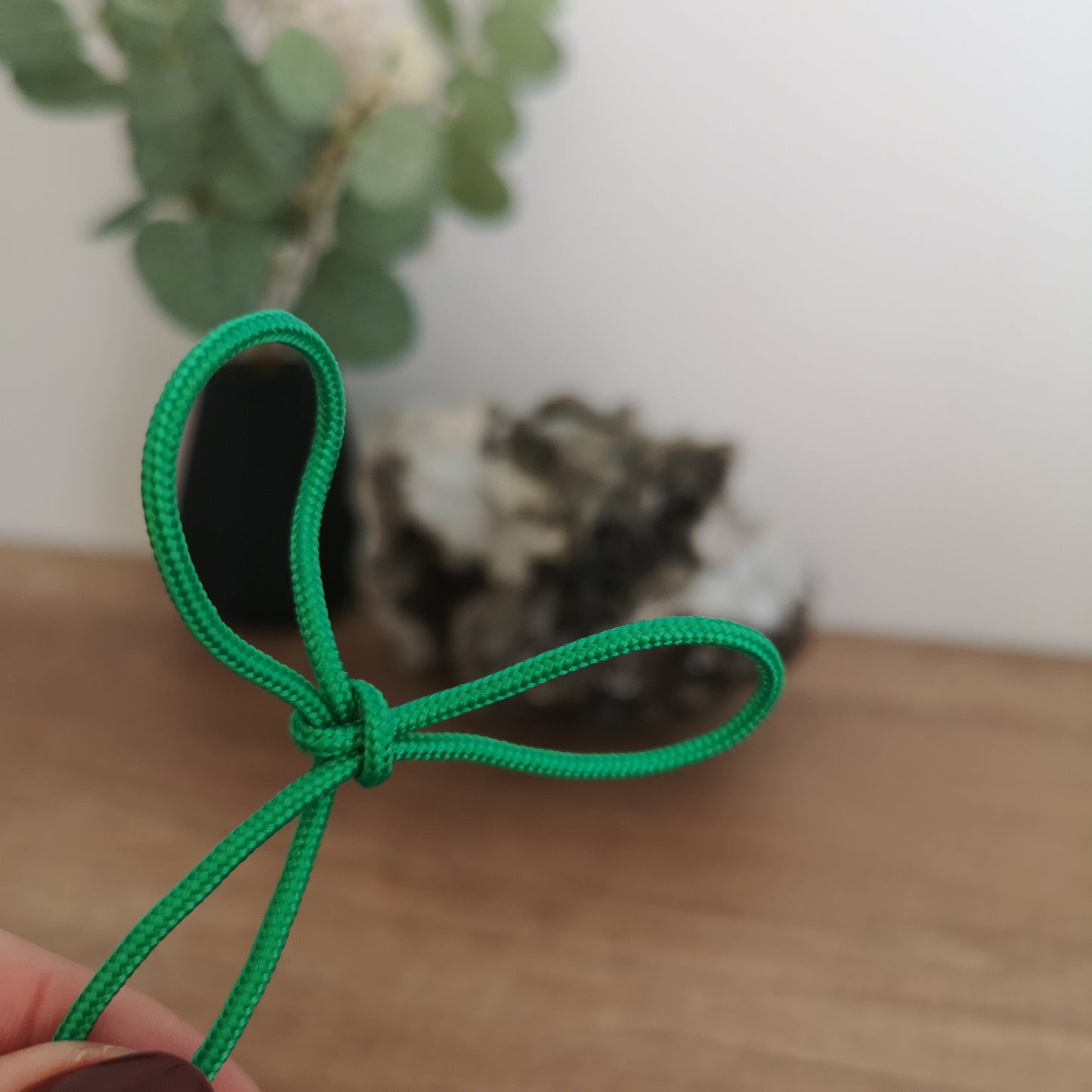 2mm paracord. Green