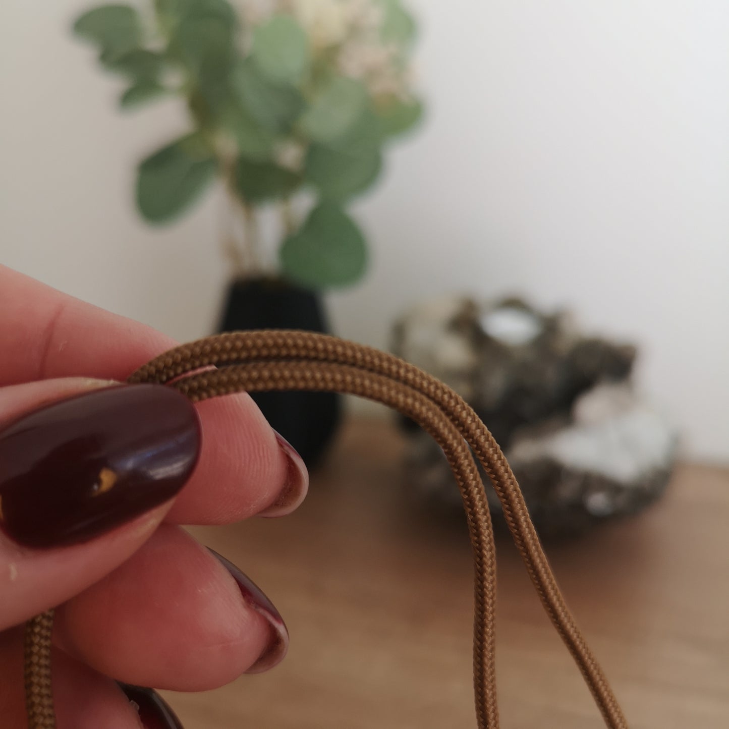 2mm paracord. Brown