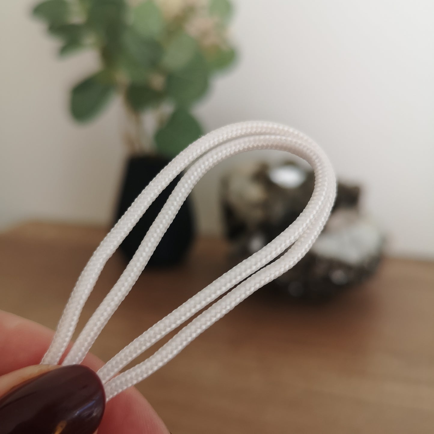 2mm paracord. White