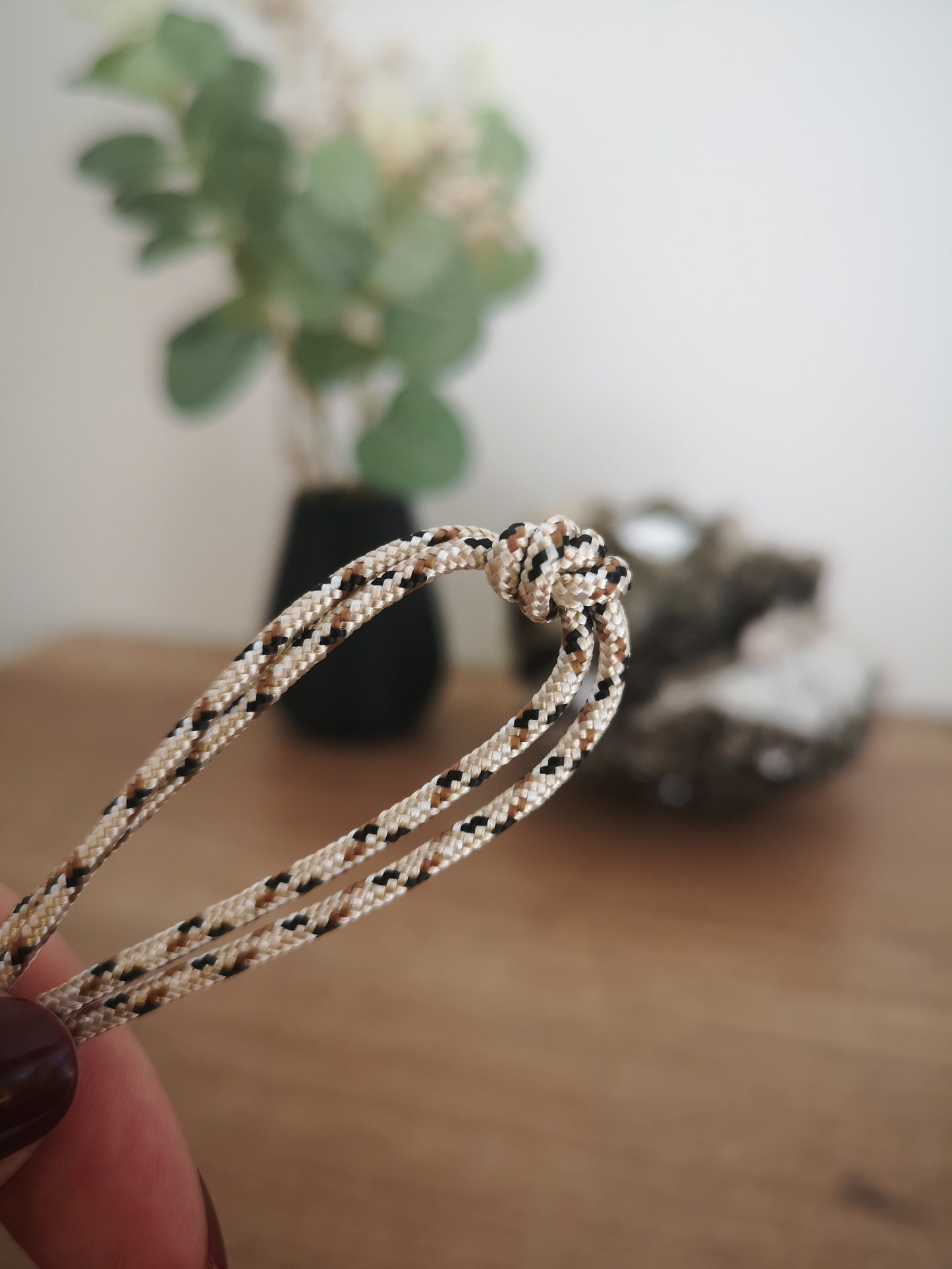 2mm paracord. Sand brown