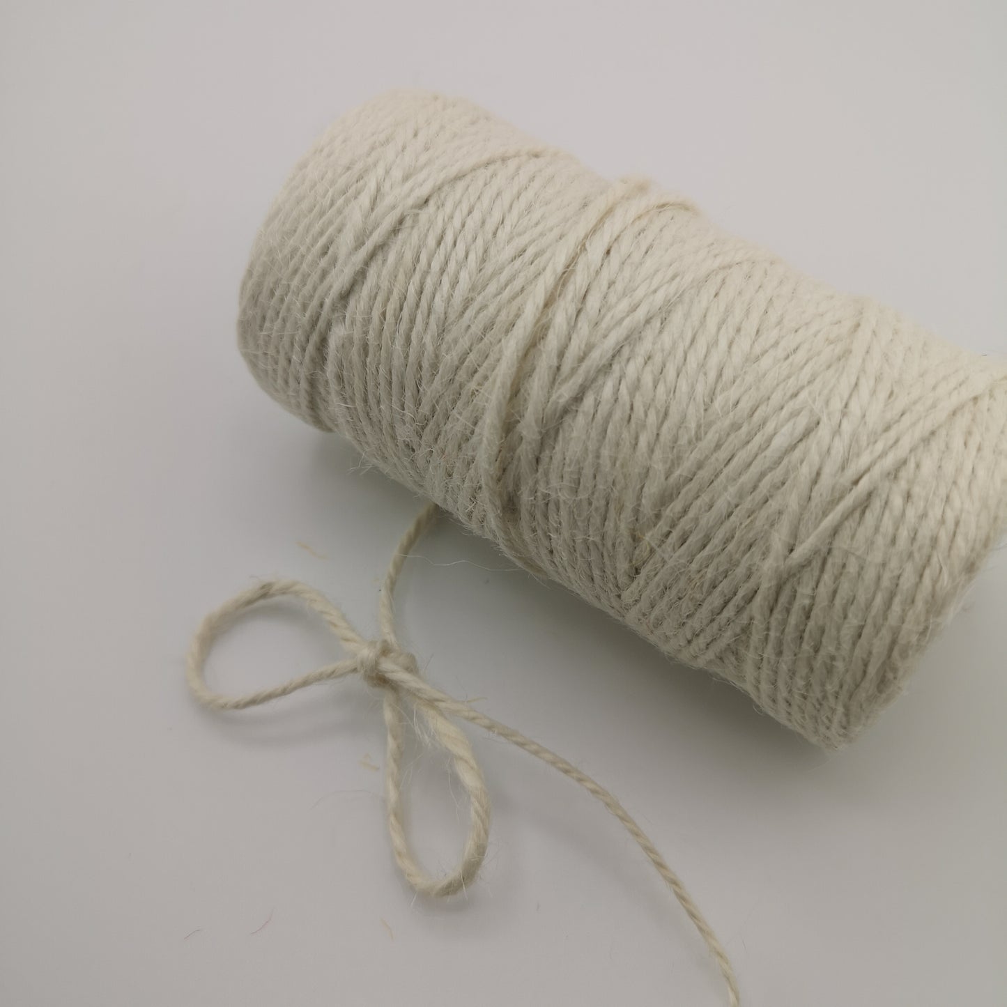 Natural Jute Twine Roll – Eco-Friendly Garden, Craft & Packaging String