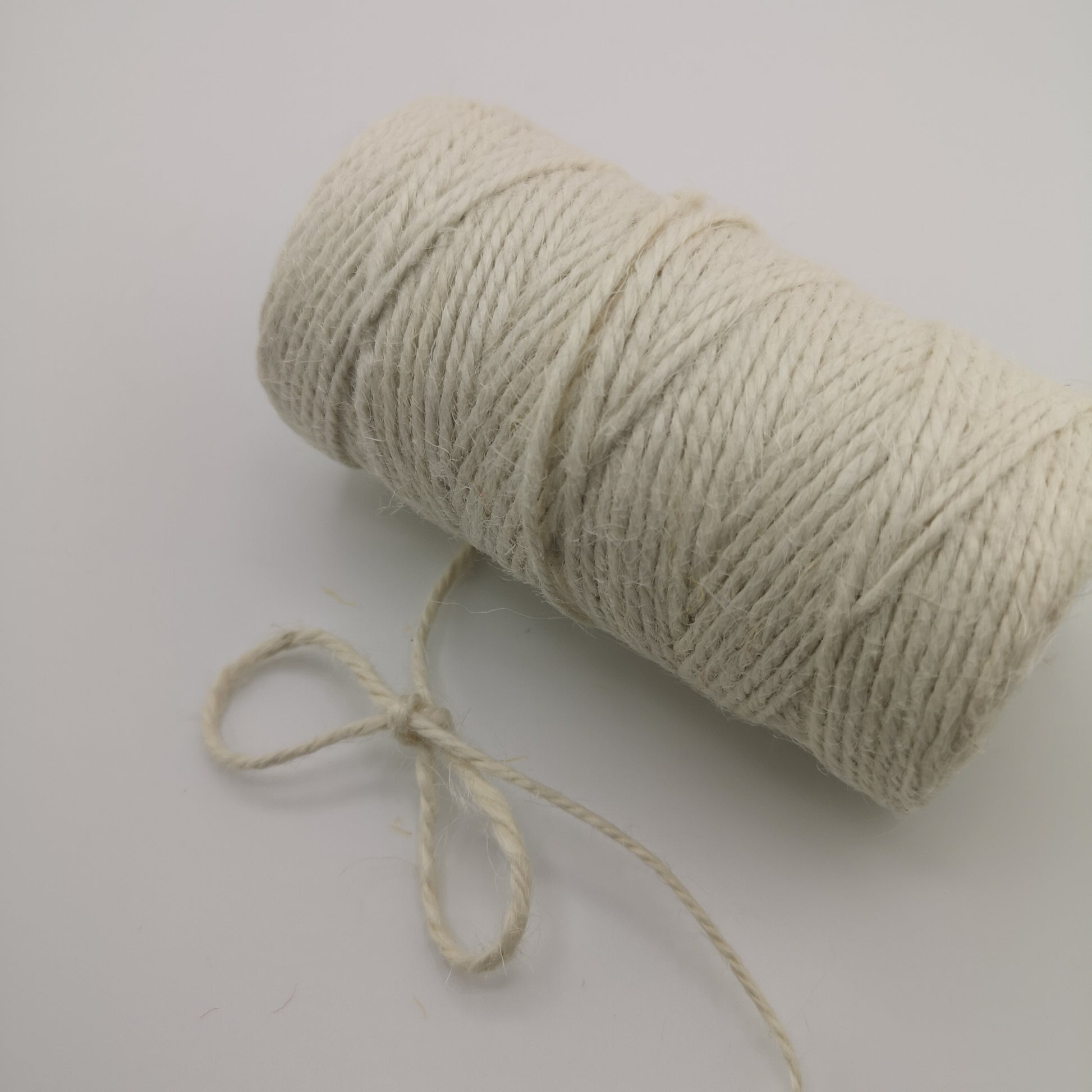 natural-jute-twine-roll