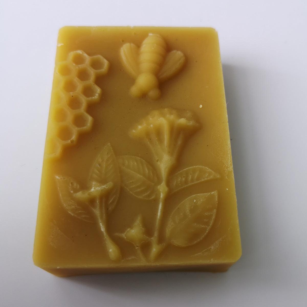 100% Beeswax melts - 2 little bees