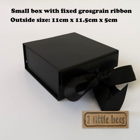 Black magnetic gift box. Very small - 2 little bees